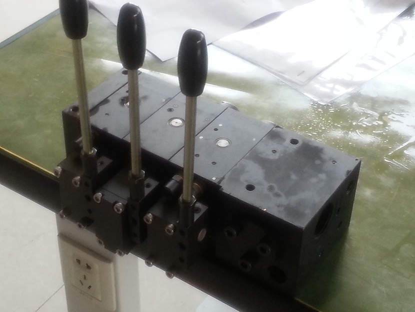 岳和我厨房做爽死我了A片视频