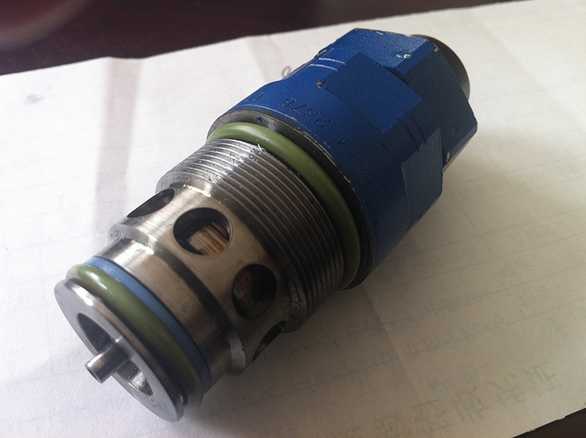 岳和我厨房做爽死我了A片视频