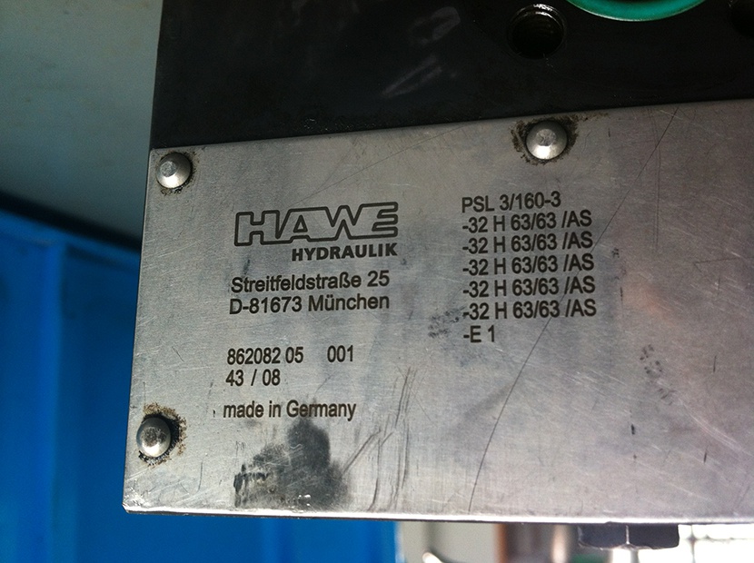 岳和我厨房做爽死我了A片视频