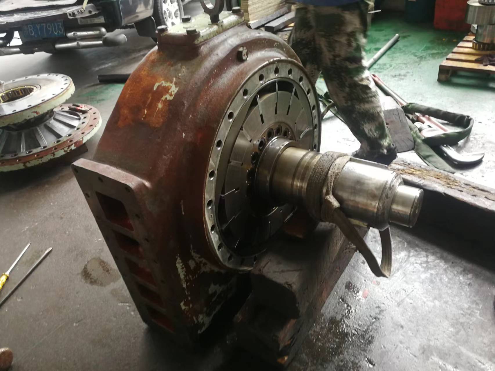 岳和我厨房做爽死我了A片视频